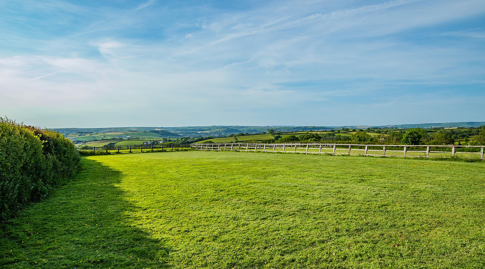 Idole CARMARTHENSHIRE