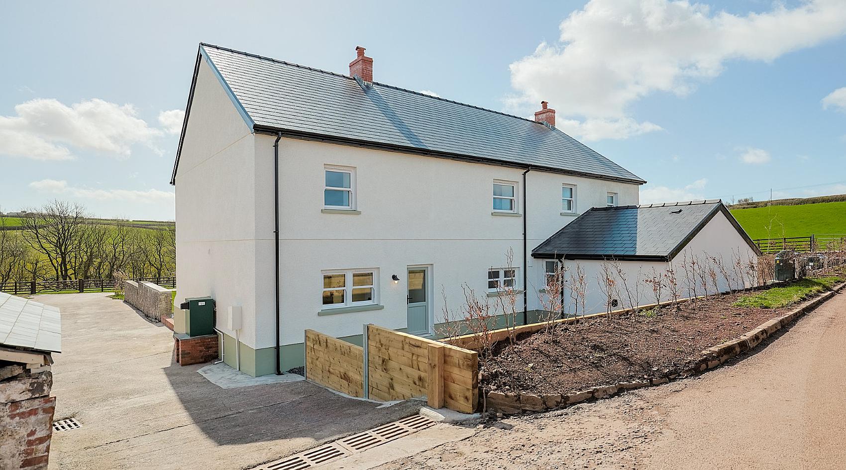 Ferryside CARMARTHENSHIRE