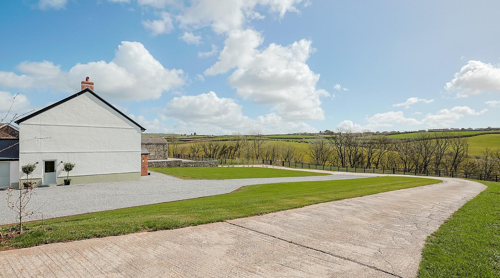 Ferryside CARMARTHENSHIRE