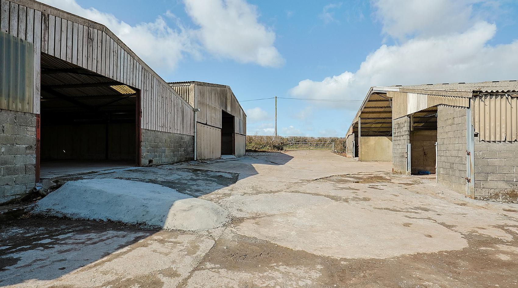 Ferryside CARMARTHENSHIRE