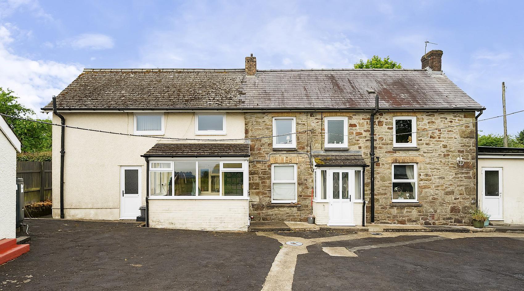 Cwmduad CARMARTHENSHIRE