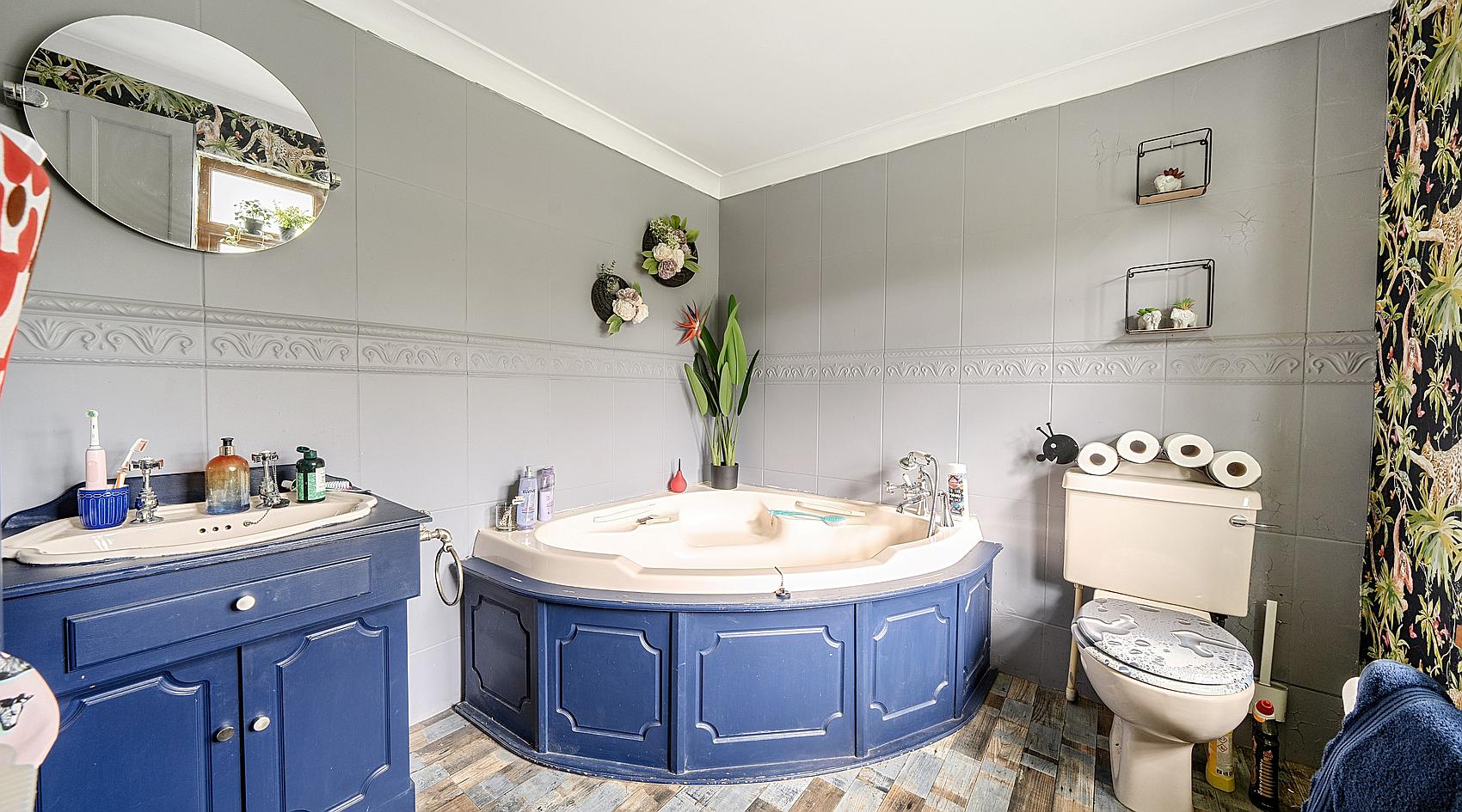 Pencader CARMARTHENSHIRE